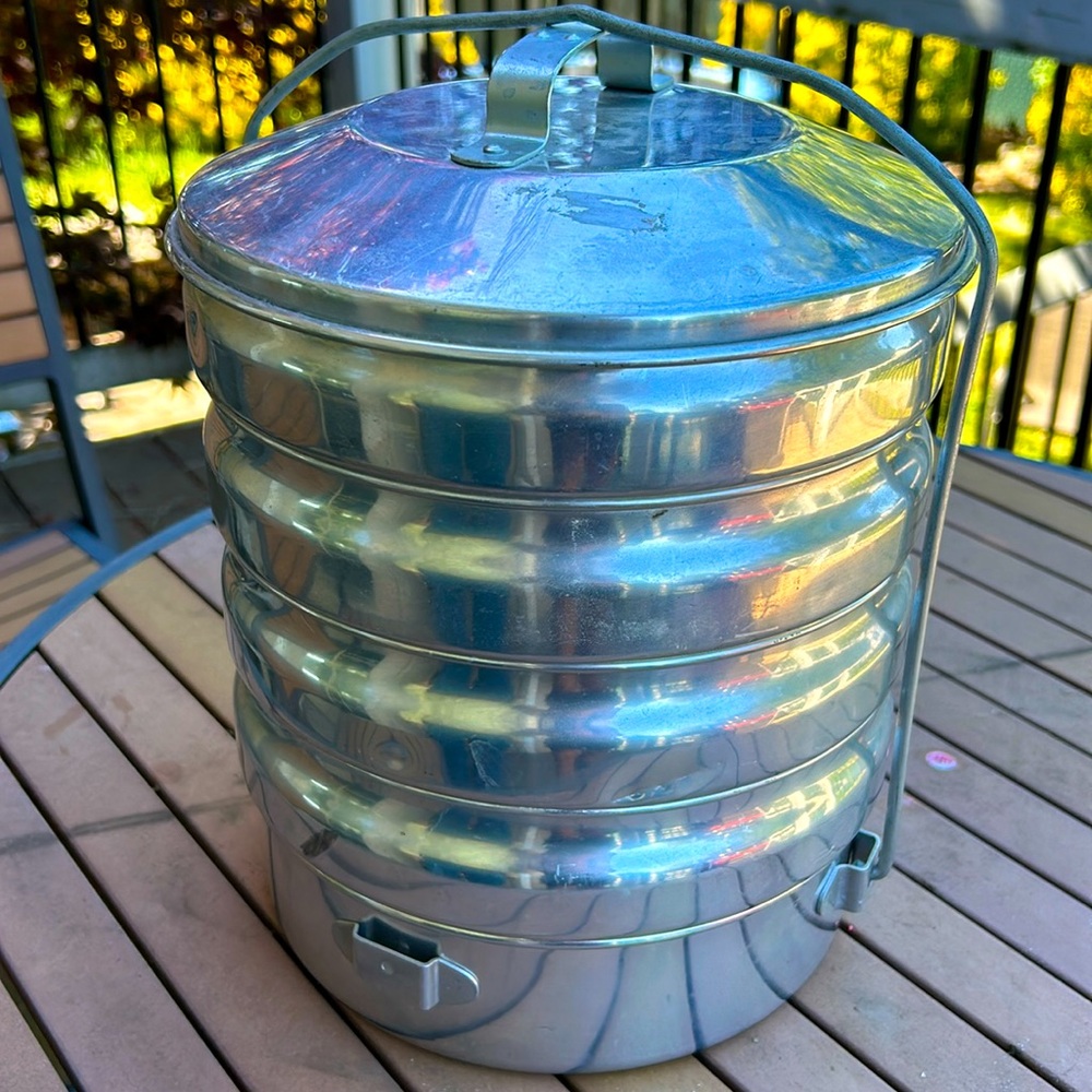 VTG-Regal USA Picnic Pack Carrier
